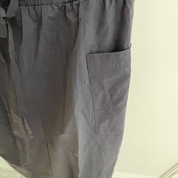 Tuckernuck Navy Blue Midi A-Line Skirt with Tie Front and pockets - Picture 3 of 3